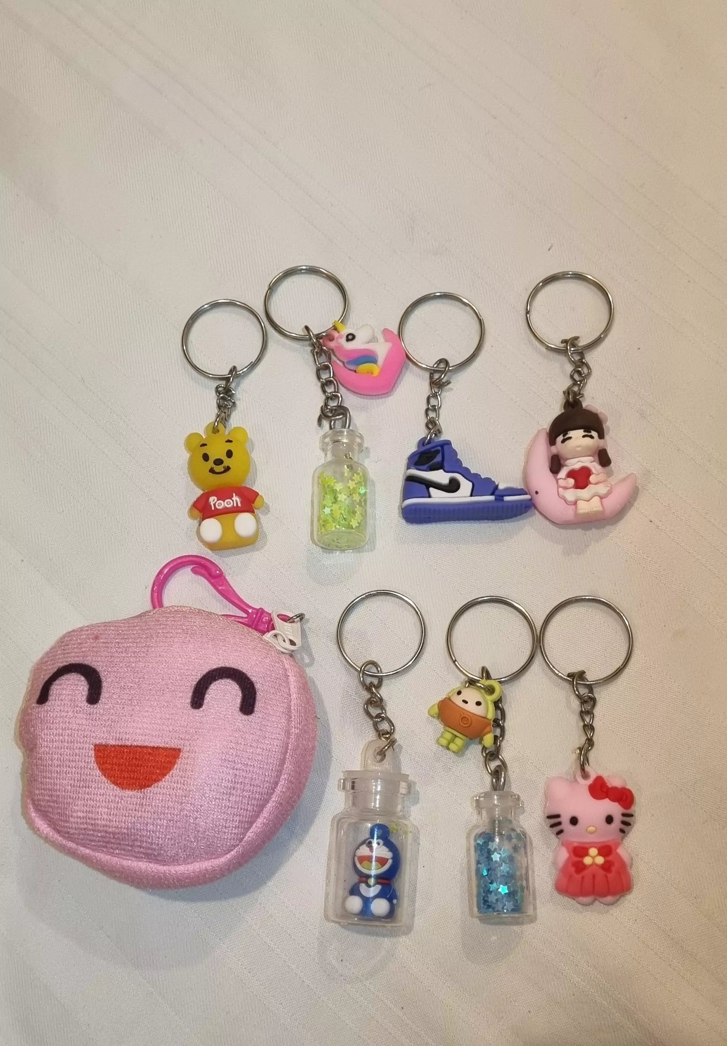 Navratri Kanjak Gift Box – Set of 9 Items with 7 Charming Keychains 2 Bags